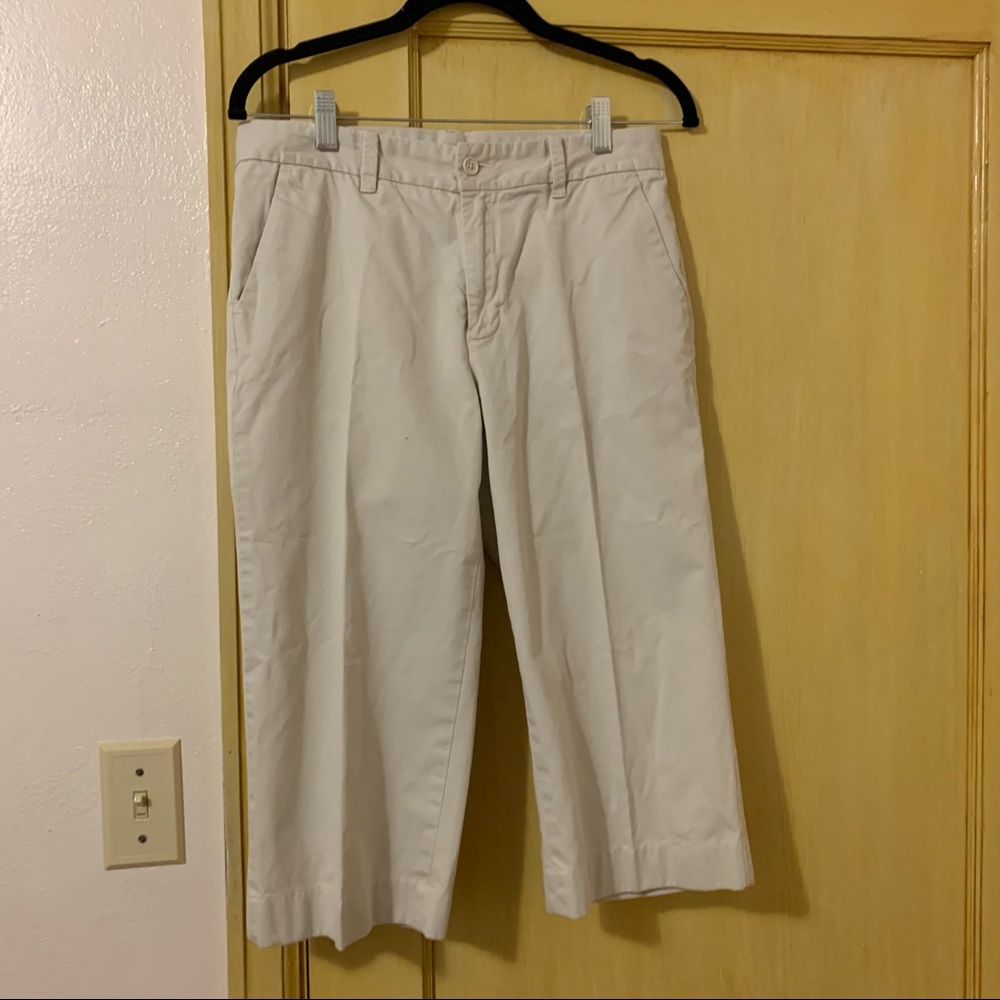 GAP Factory Capris classic khaki cropped chino capris Size 4